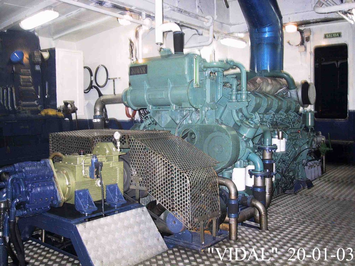 Imagen de Capitol 8 - 2002